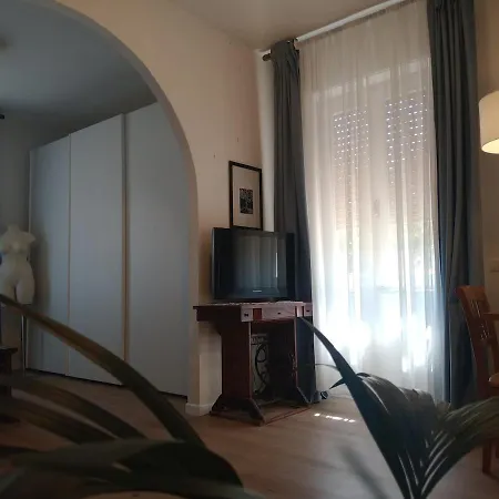 Con Giardino E Posto Auto Privato * Follonica