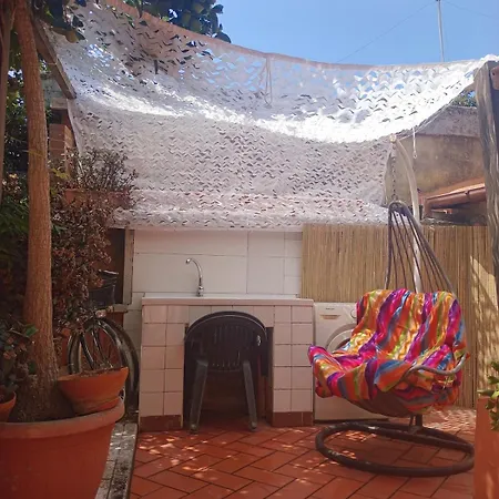 Con Giardino E Posto Auto Privato Follonica